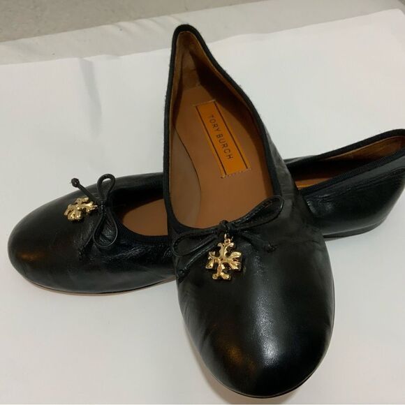 Tory Burch Tory Charm Ballet Flat 10 M Perfect Black Goat Leather Gold Logo $268 - Picture 6 of 11